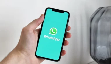 Mengatasi WhatsApp Error