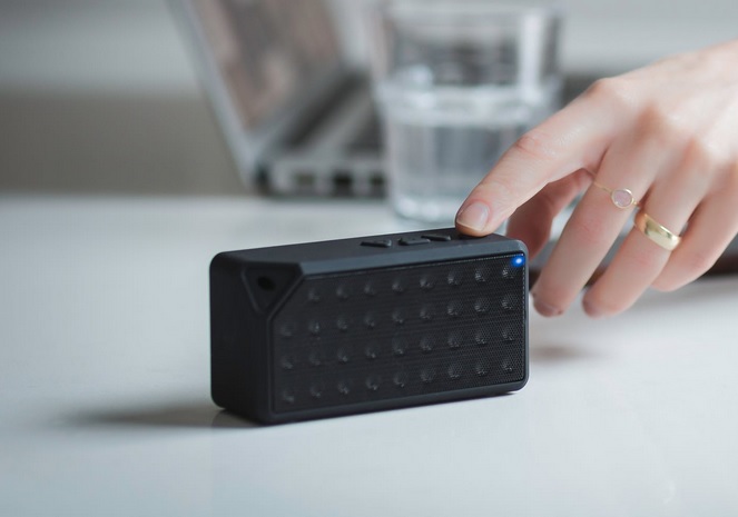 Cara Nyalakan Speaker Bluetooth