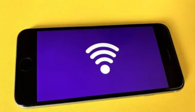 Cara Berbagi Koneksi WiFi