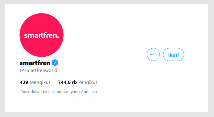Akun Twitter Smartfren
