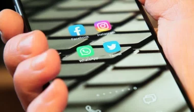 Solusi WhatsApp Tidak Bisa Login