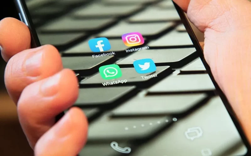Solusi WhatsApp Tidak Bisa Login
