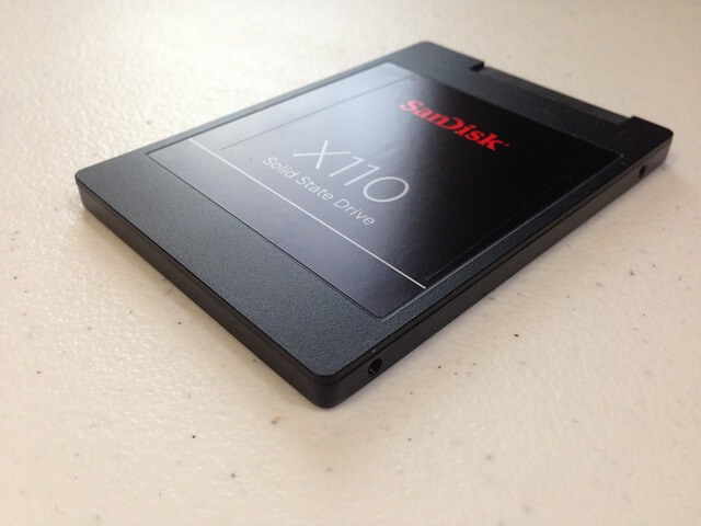 Contoh SSD Tipe SATA