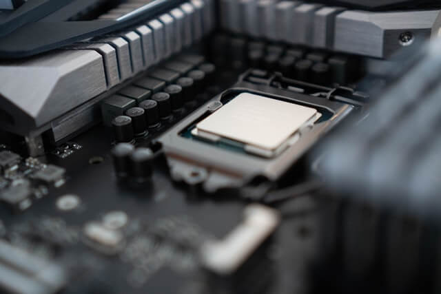 Perbedaan Processor Tray dan Box