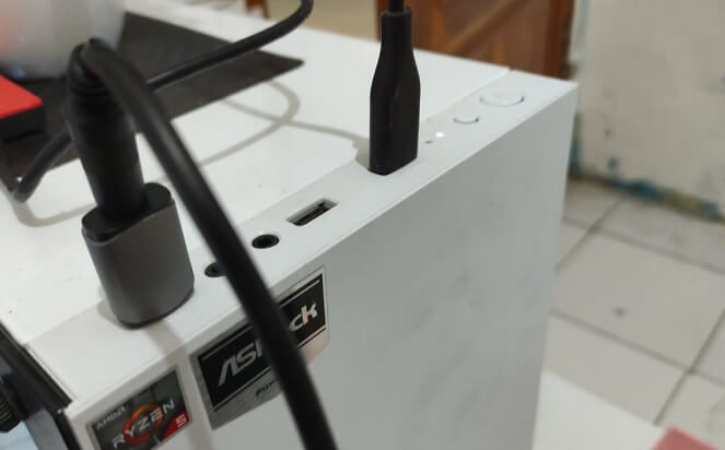 Contoh Front Panel Casing