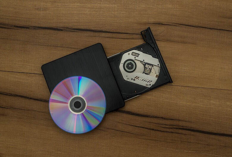 Pertanyaan Terkait yang Sering Diajukan Seputar DVD Drive