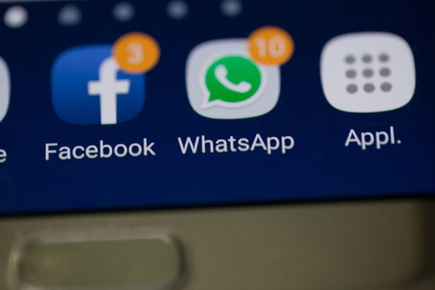 Tunggu WhatsApp Tidak Gangguan