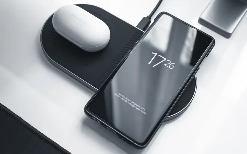 Mengatasi Speaker HP Terkena Air