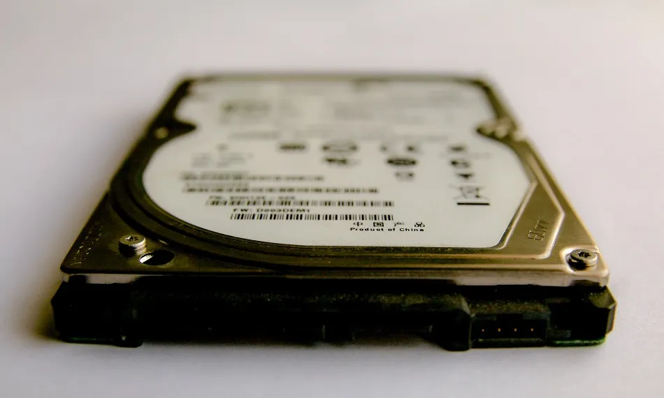Ketuk Casing Hardisk