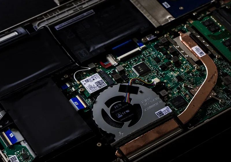 Ganti Baterai Laptop